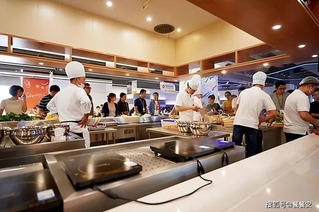 餐饮十年沉浮录——我用一套管理系统，在寒冬里找到春天